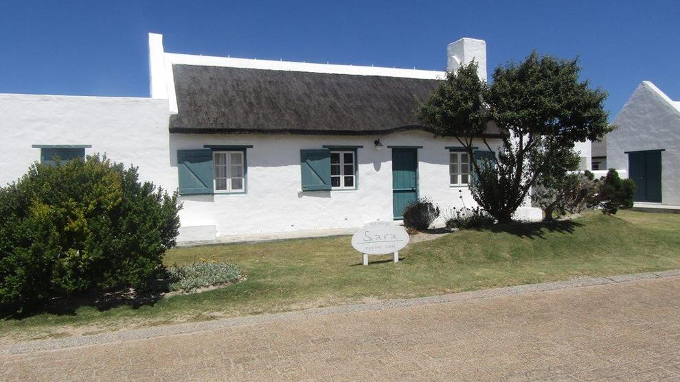 4 Bedroom House For Sale In Struisbaai Langezandt Murexstraat