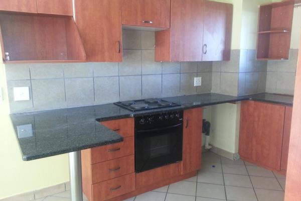 Sectional title property, levies applicable
This is a beautiful 2 bedroom Flat/Apartment for SALE in Ermelo De Bruin Park. it has a ...