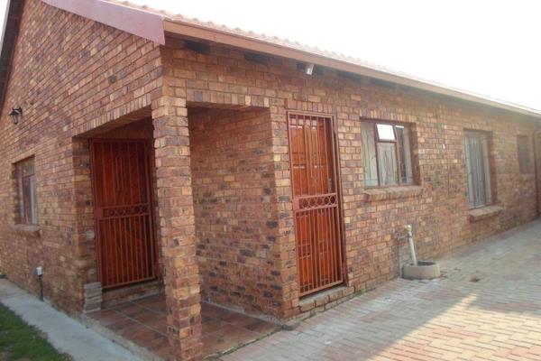 Are you looking for a house to rent in Pretoria Danville? Here is a 3 bedroom house ...