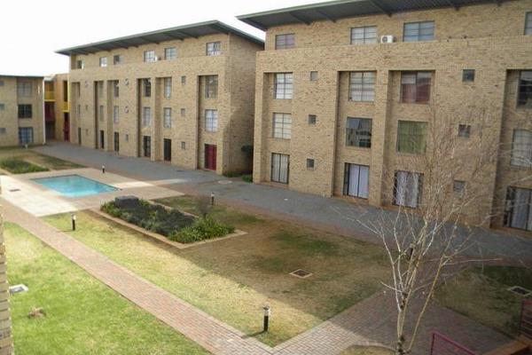 Near Medi-Clinic .SANDF , NWU and Witrand Hospital. Suited for both students and working individuals. Communal swimming pool, braai and ...