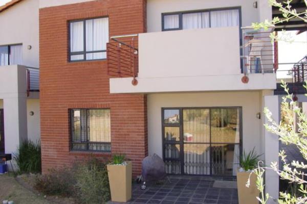 Offering 1 Bedroom, 1 Bathroom and open plan Lounge, Dining Room and Kitchen
Covered ...