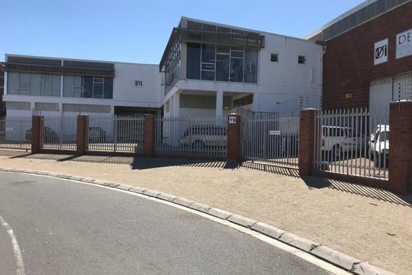 1530 m2 unit, 4 units in total
17 Parking bays
Owner occupies 630m2 which will be ...