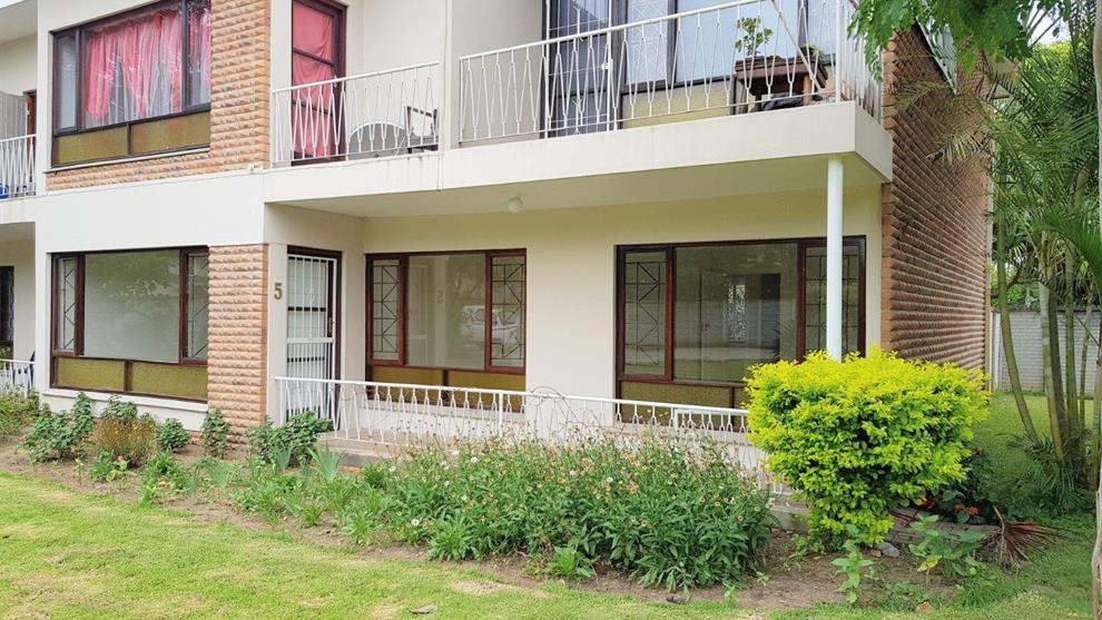 3 Bedroom Apartment Flat For Sale In Beacon Bay P24