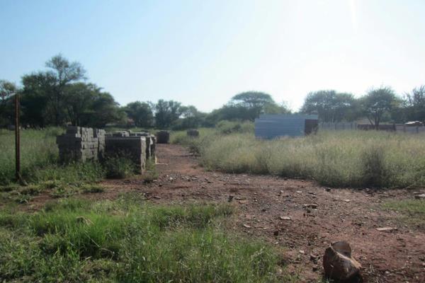 Build your dream home in this 508 square meter full title stand. This stand is sold with 30 Pallets of bricks and 4 poles for fencing. ...