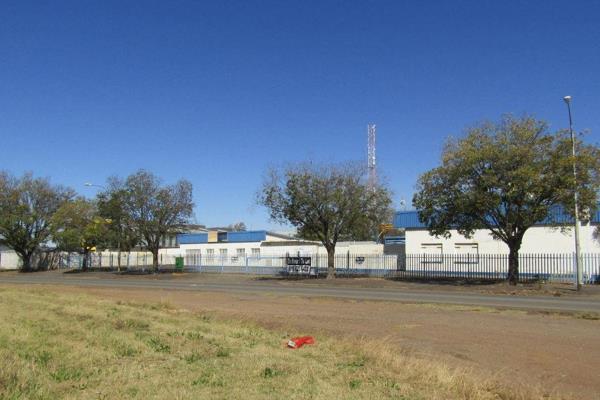 To Let / For Sale

62 General Smuts road, Dunvanville, Vereeniging 
Industrial / ...