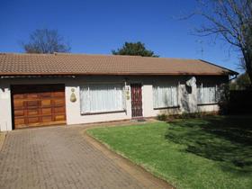 Crystal Park Property : Property and houses for sale in Crystal Park ...