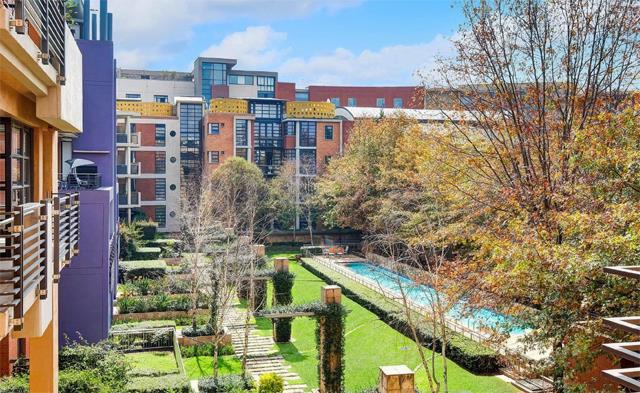 View of Arte Moreno Pays $125M For Biltmore Apartments In Phoenix