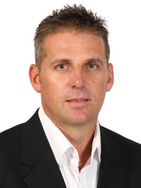 Agent profile for Robert Clark
