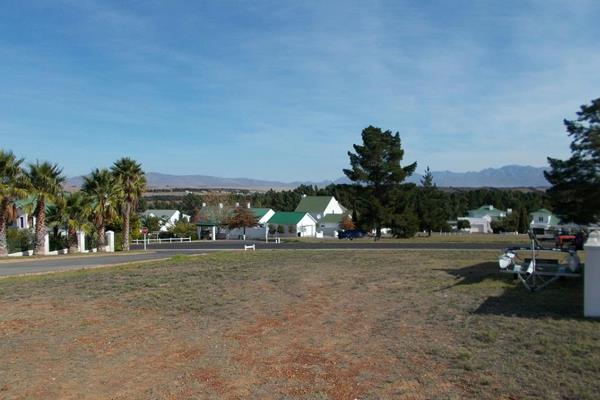 This stunning plot is  on elevated ground with eye catching views of the Theewaterskloof dam and surrounding mountains.  Situated on a ...