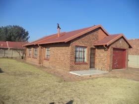 Tsakane Ext 1 Property : Property and houses for sale in Tsakane Ext 1 ...