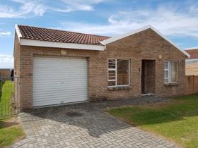 Townhouses for sale in Port Elizabeth : Port Elizabeth Property ...