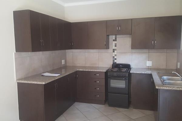 Beautiful one bedroom apartment with bathroom and living area. One carport. Kitchen with granite tops