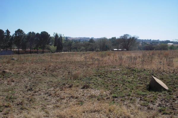 Good views and easy main road access make this a great buy. Near to the new Bambanani ...