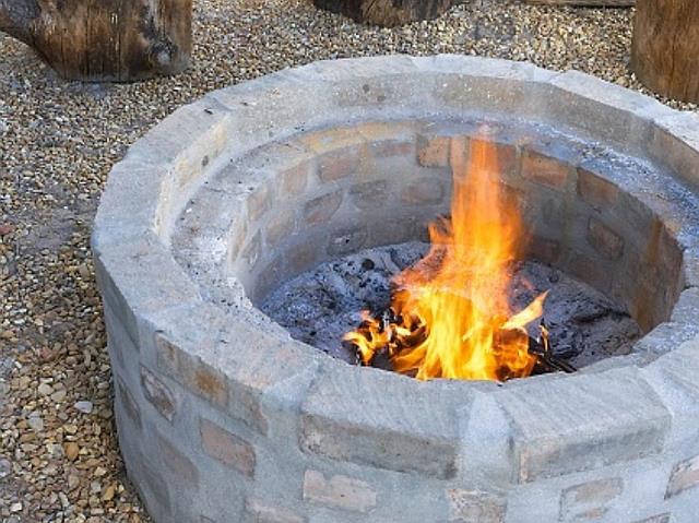 You Can Build Your Own Fire Pit For Around R600 Here S How Diy