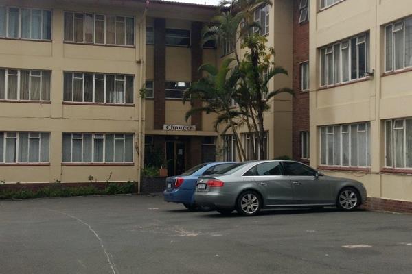 Lock and go on this spacious flat on ground level which is available for renting at ...