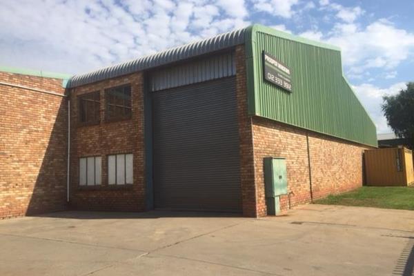 1 x Commercial property available Immediately
350m2, 3 phase, 2 bathrooms, 2 office ...
