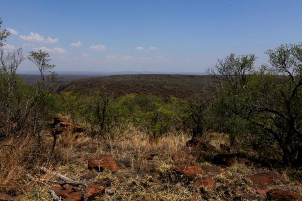 Enjoy 180&#176; Bushveld views from this 1Ha serviced stand in Sable Hills Eco Park adjacent to the Mogol Dam. Located +-50Kms from ...