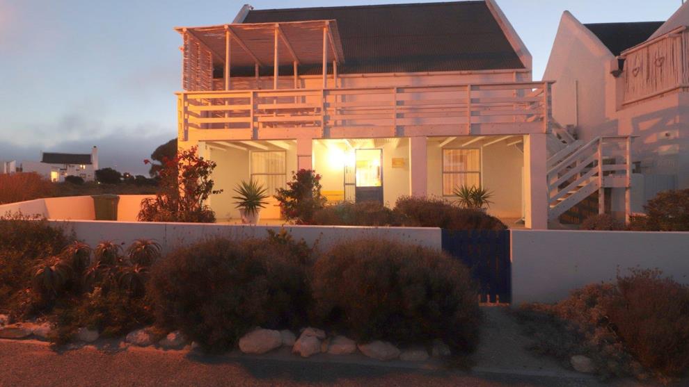 3 Bedroom House For Sale In Paternoster 1 Ambyl Street P24