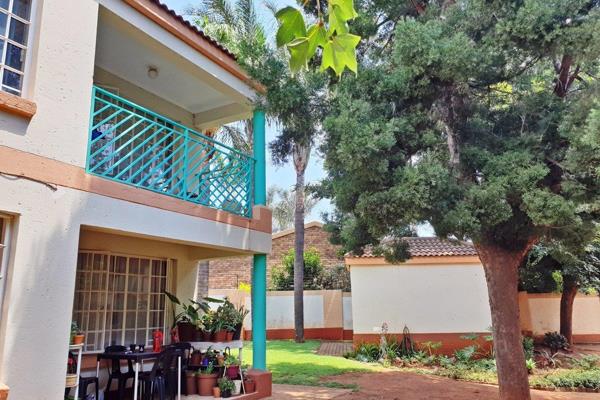 Renovated 1 bedroom flat to Rent in a quiet Suburb. Older pictures used. Close to ...