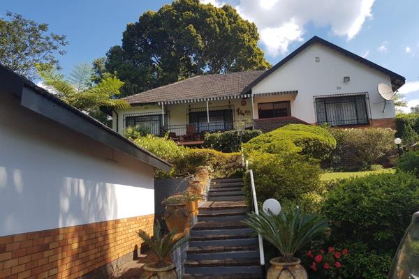 This lovely home is situated right across from the golf course, with a well kept garden. The home was built in the 70&#39;s and is as ...
