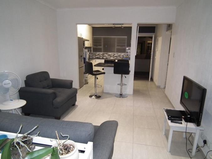 1 Bedroom Apartment Flat For Sale In Strand North