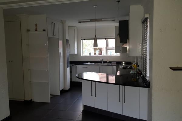 Strictly No Agents 
An unfurnished two bedroom, two bathroom townhouse in Bedfordview ...