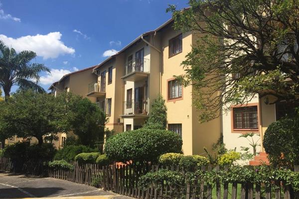 ATHOLL
R12 000,00
Malaga1 DECEMBER
UNFURNISHED Top Floor Apartment
Easy access to M1
2 ...