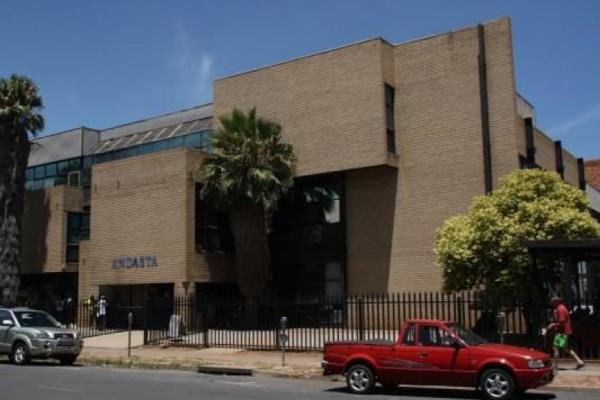 Beautiful Ground Plus 2 Stories Building in Vereeniging.  

Very Central Located  Gross Income - R95 000pm (excl vat)