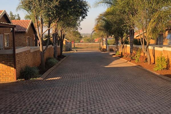 Centurion West: Celtisdal: Heuwelsig estate: The Snowdons: Gate 5: Stunning 2 bedroom ...