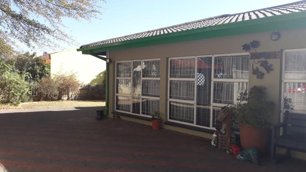 4 Bedroom House For Sale In Sasolburg Ext 11 P24 107755143