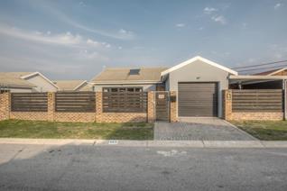 Pinelands Port  Elizabeth  Property Property and houses  