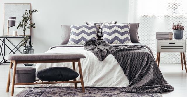 12 Ways To Decorate Your Bedroom To Make It A Calming Space - Decor ...