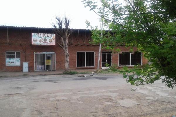 This prime business property includes 5 seperate shops right on the border of Lesotho. The potential is unlimited.