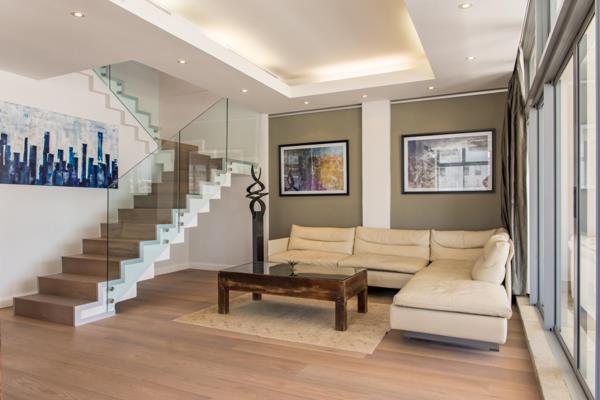 Penthouse with spectacular Table Mountain views  
Mandela Rhodes Place, Court Chambers ...