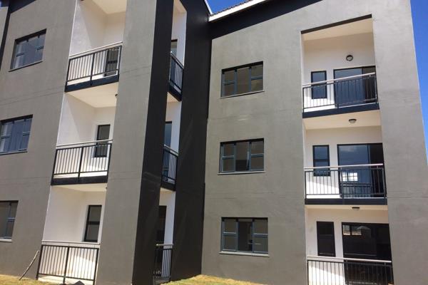 Modern Two bedroom spacious GROUND floor unit for rent, Northern Views complex. 
There ...