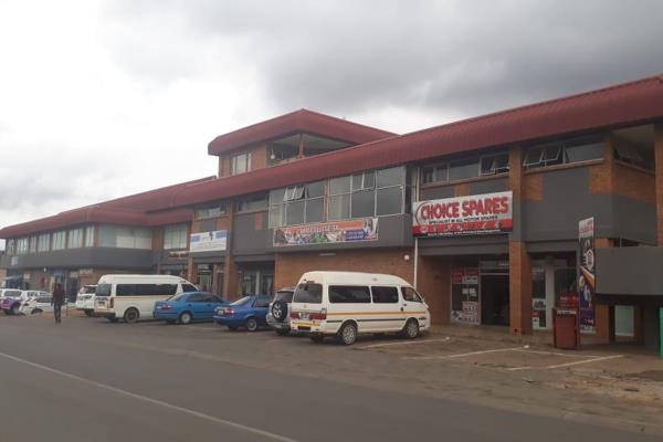 Shop 10: 1663 sqm 
Power available 500kVA
Perfect for manufacturing  business  R85,000 ...