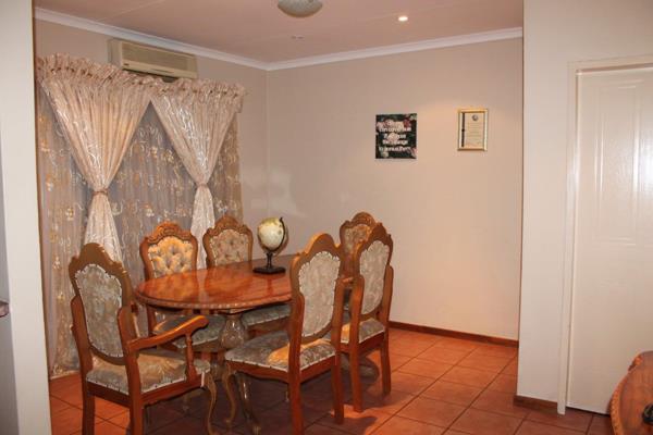 It offers you 3 Bedroom ,3 Bathrooms, Lounge , Dining area , Kitchen , Braai area , scullery ,kitchen ,air conditioners  and ceiling ...