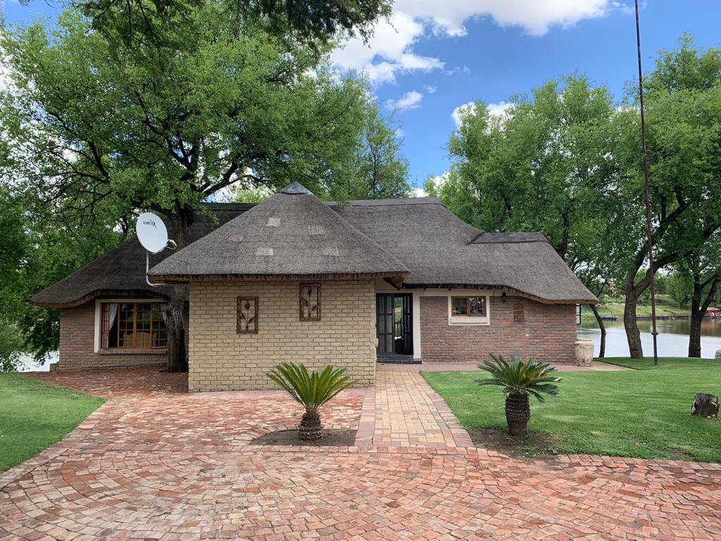 Farm for sale in Viljoenskroon P24108209549