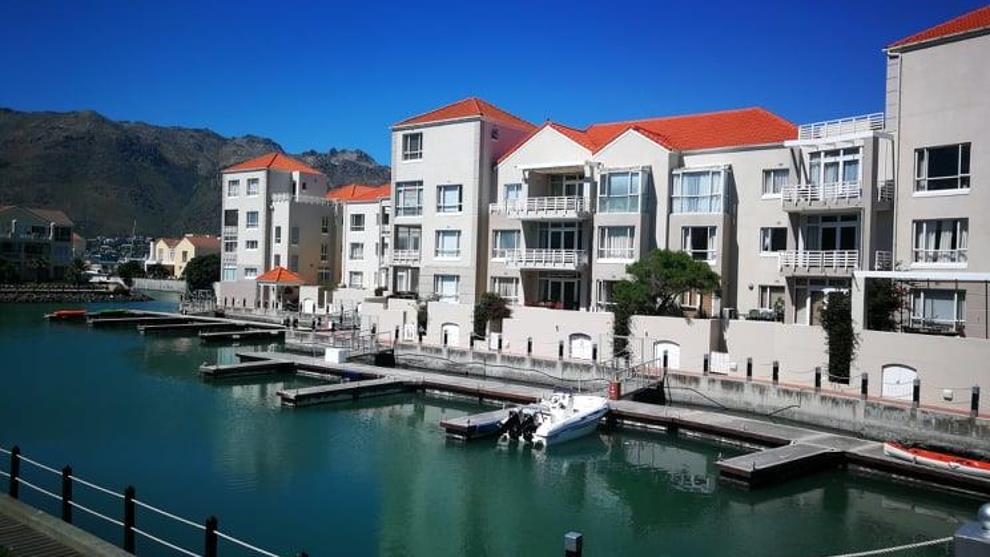 3 Bedroom Apartment Flat For Sale In Harbour Island San