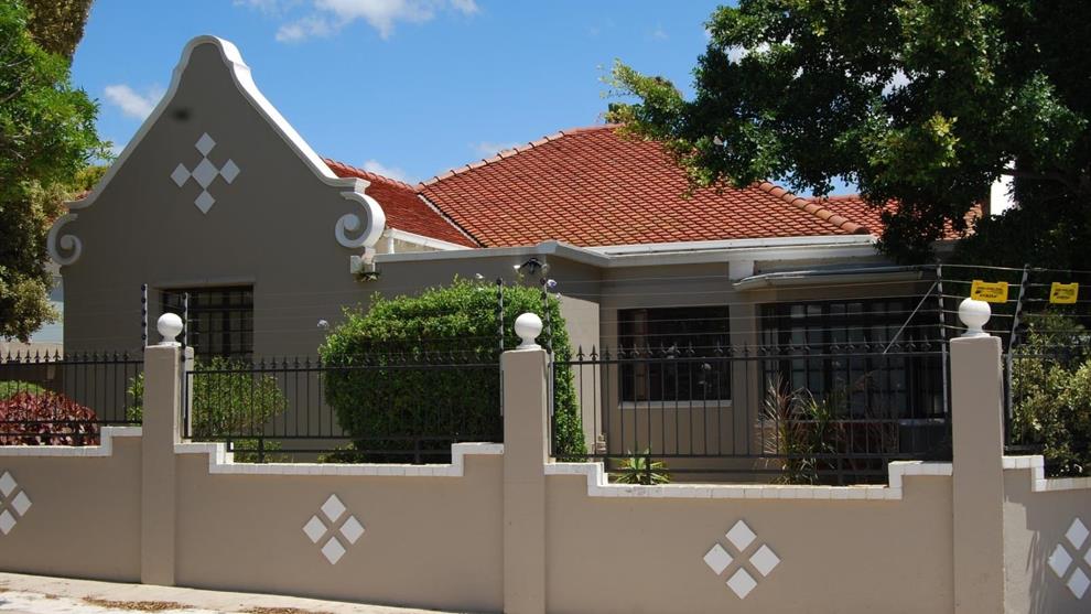 3 Bedroom House For Sale In Mount Croix Eastbourne Road