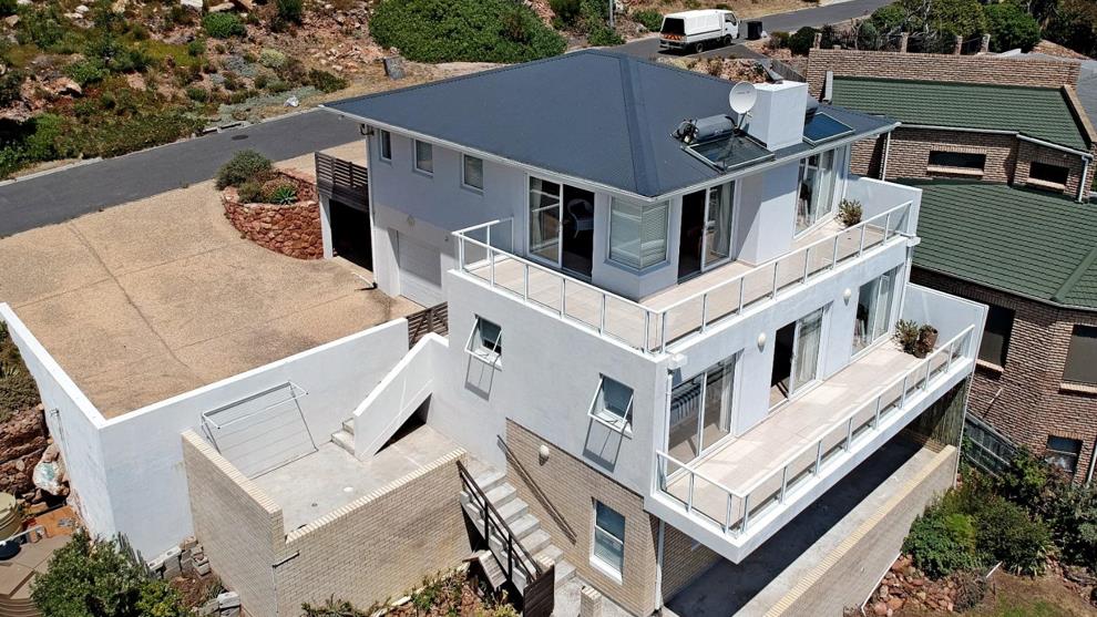 4 Bedroom House For Sale In Fish Hoek 48 Peak Road P24