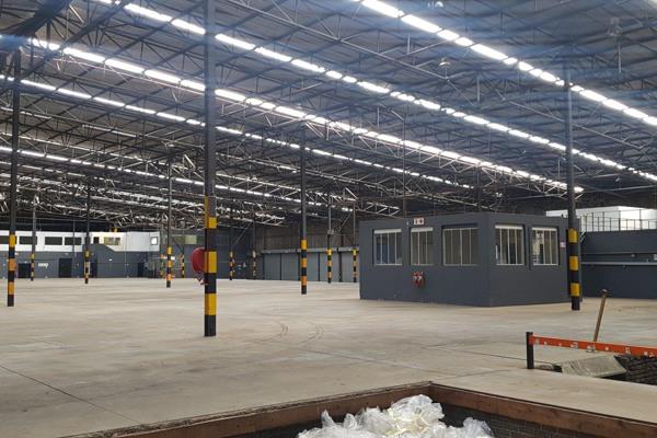 Fantastic warehouse/distribution centre strategically located in Germiston and fantastic ...