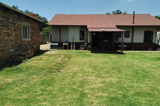 3 Bedroom House for sale in Vanderbijlpark CW 6