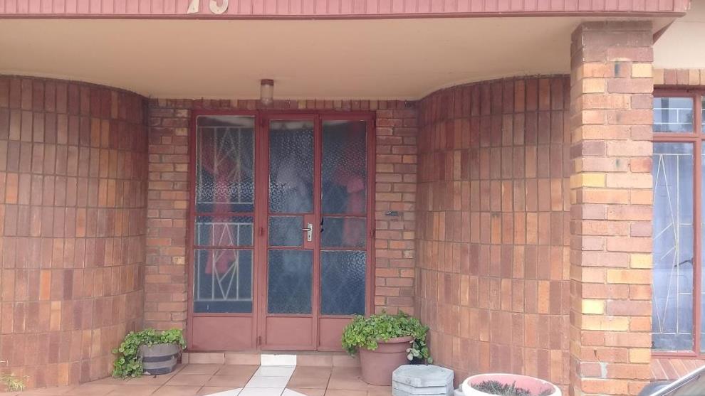 4 Bedroom House For Sale In Brakpan Central P24 108364765
