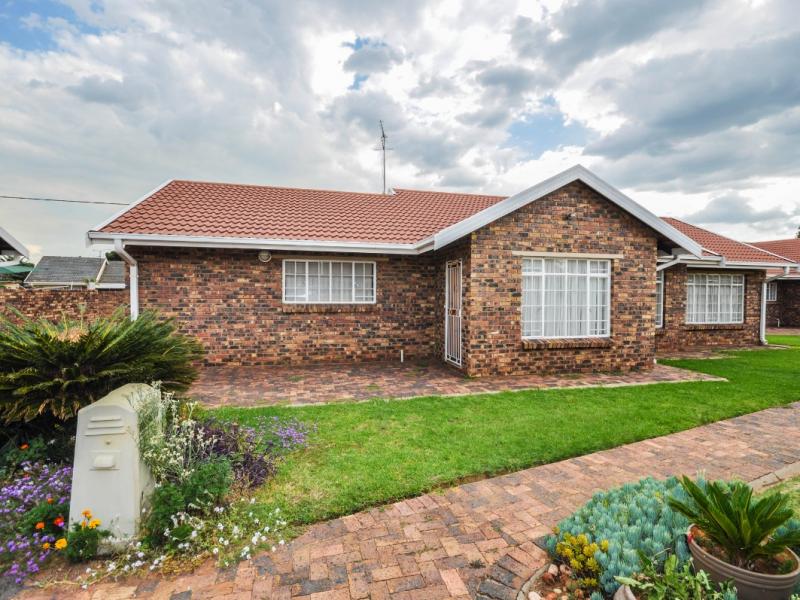 Arcon Park Property Property and houses for sale in Arcon Park