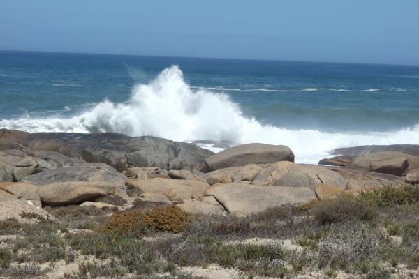 Uninterrupted view of the unique west coast sea! A property on the beach is few and far between. If you for a quiet tranquil holiday ...