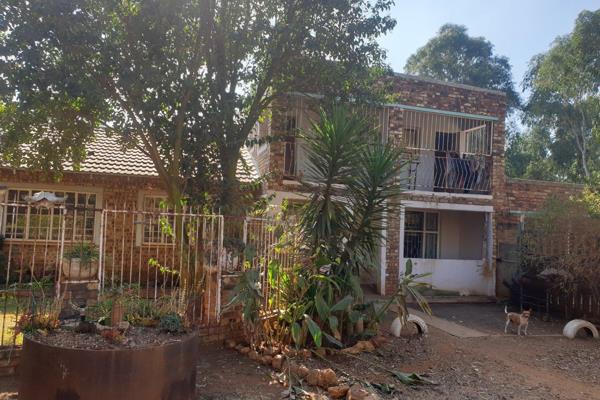 6 Bedroom Farm for Sale in Delmas Rural