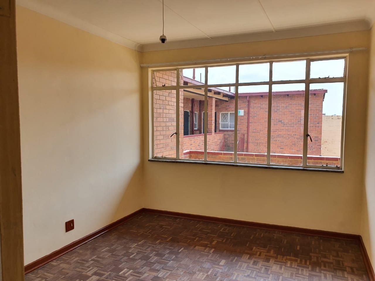 2 Bedroom Apartment / flat to rent in Brakpan Central - 12 Roma Court ...