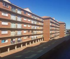 Apartment / Flat for sale in Die Hoewes
