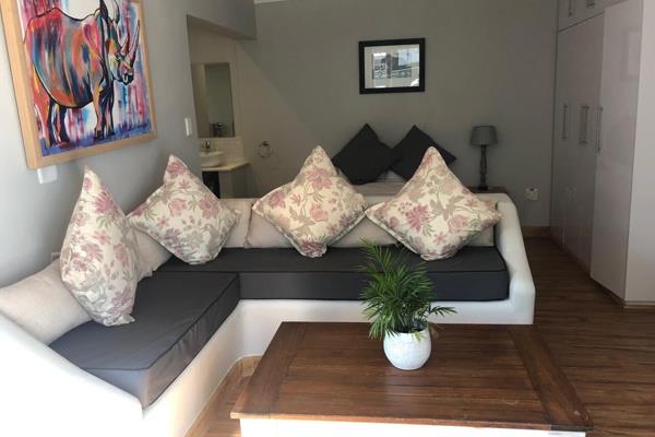 Fully furnished garden flat to rent in the leafy suburb of Parktown North. Includes off ...